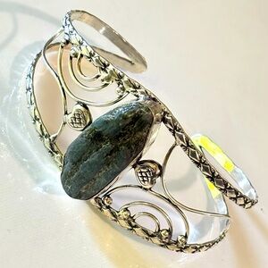 🦋2/25$ Raw kianite Adjustable Cuff Bracelet 925 stamped